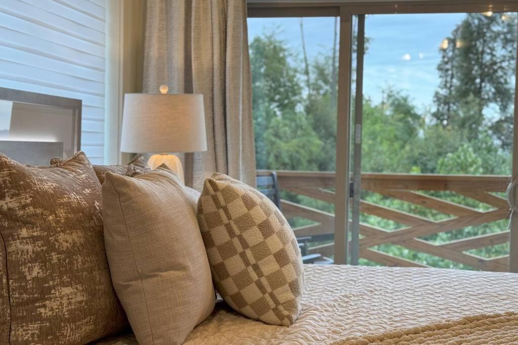 Incredible Mountain Views! Chalet Village جاتلينبرج المظهر الخارجي الصورة