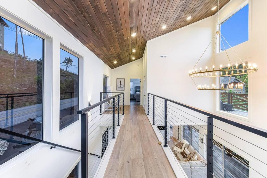 Incredible Mountain Views! Chalet Village جاتلينبرج المظهر الخارجي الصورة