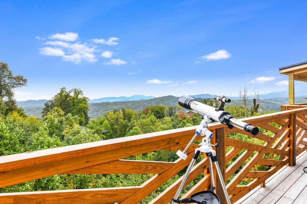 Incredible Mountain Views! Chalet Village جاتلينبرج المظهر الخارجي الصورة