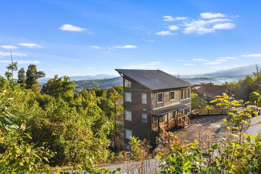 Incredible Mountain Views! Chalet Village جاتلينبرج المظهر الخارجي الصورة